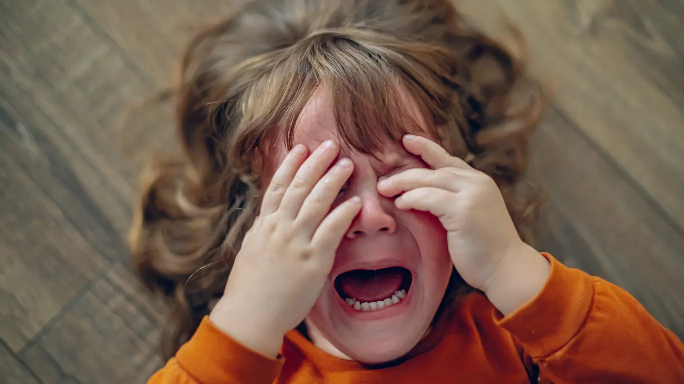 5 Ways to Handle Toddler Tantrums at Bedtime