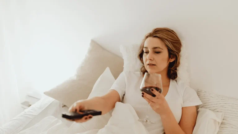 Top 5 Comfort Shows Parents Rewatch When Life Feels Overwhelming